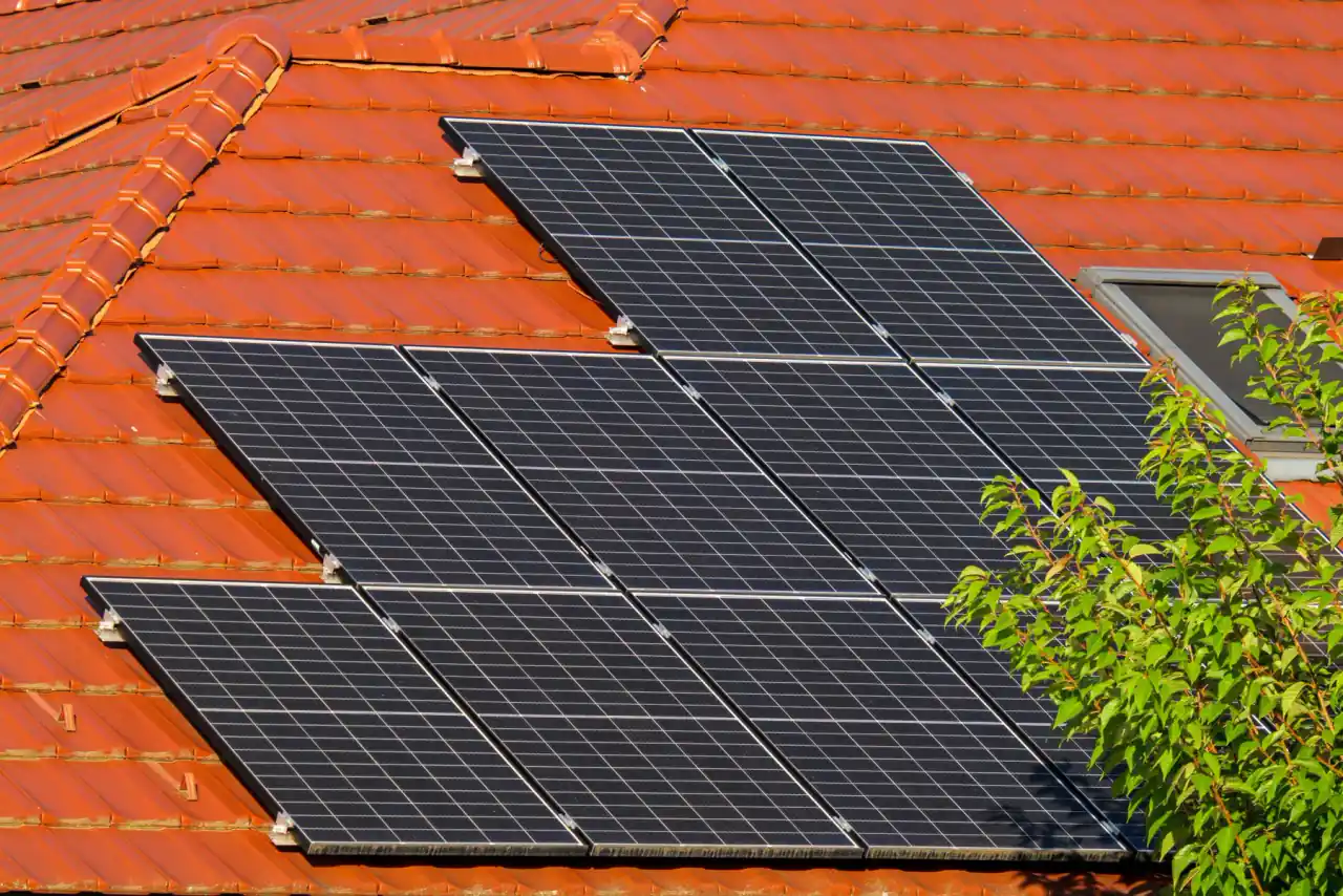Residential rooftop fitted with a complete photovoltaic solar panel array